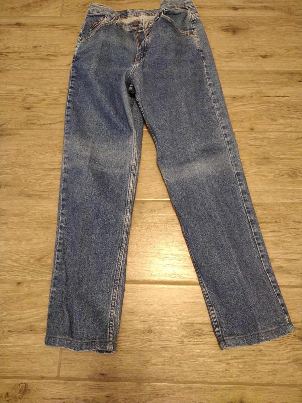 Vintage Lee Riders Classic High-Waisted Blue Jeans
